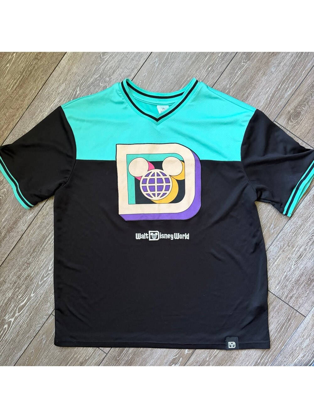 Walt Disney World Retro Athletic Soccer Jersey Large